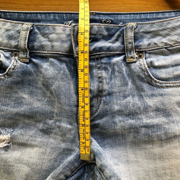 AE Denim Shorts - Picture 9 of 9